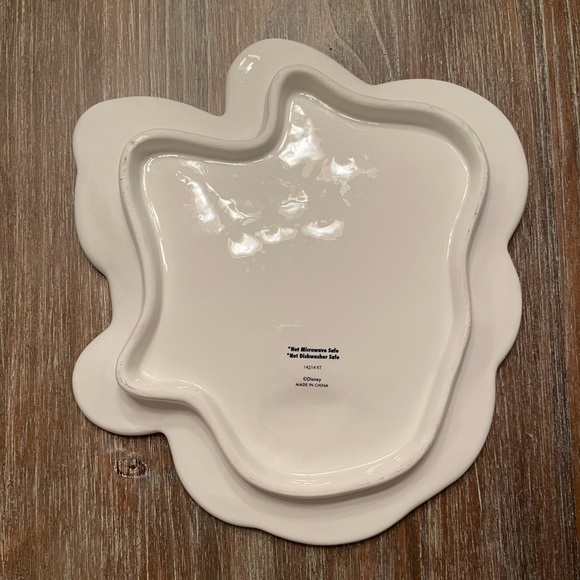 SET OF (2) DISNEY MINNIE & MICKEY CERAMIC PLATES/PLATTERS - Picture 5 of 6